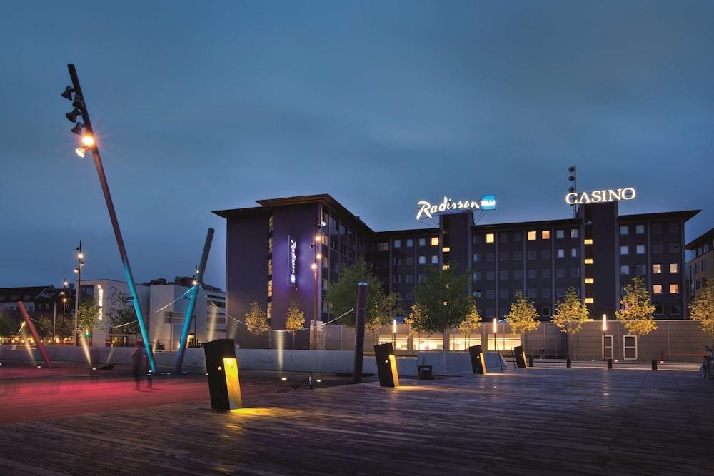 RADISSON BLU LIMFJORD HOTEL AALBORG photo 3