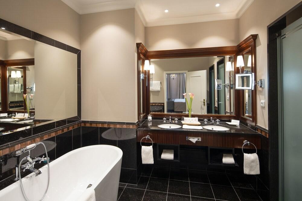 STEIGENBERGER PARKHOTEL photo 4
