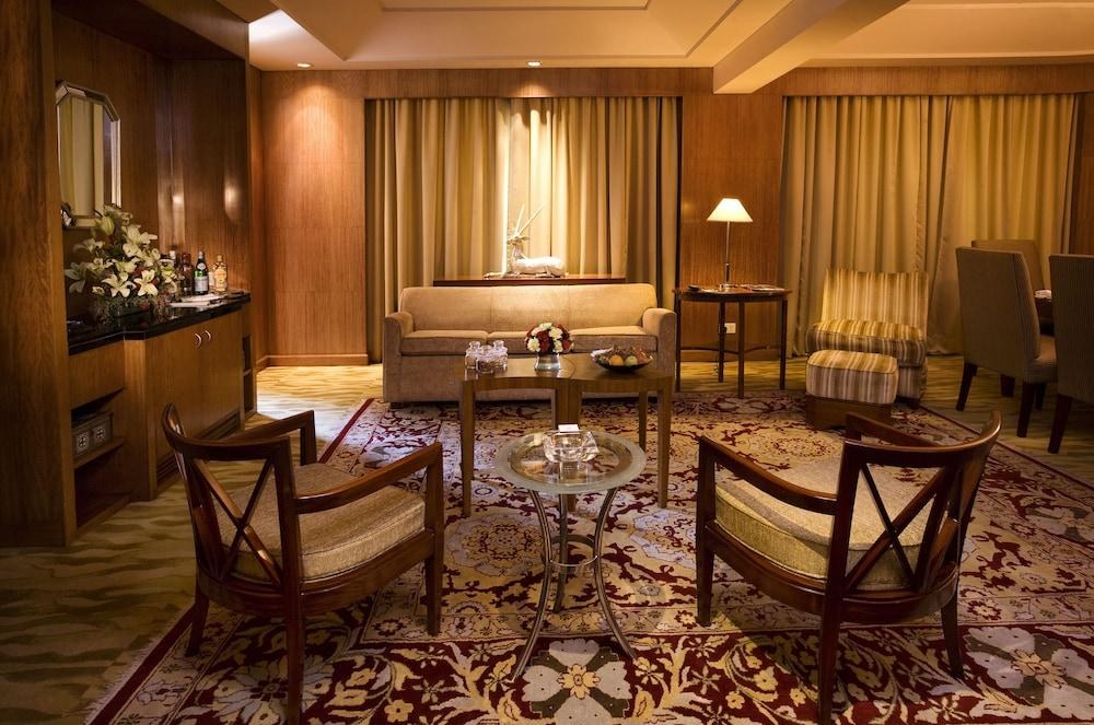 THE GRAND NEW DELHI photo 4