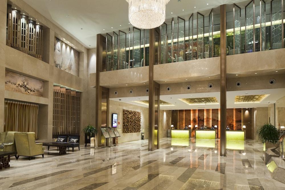 Yueyang Grand Skylight Hotel photo 4