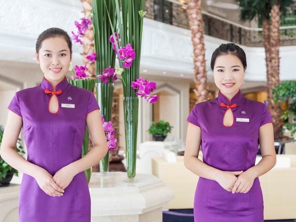 GRAND MERCURE URUMQI HUALING photo 1