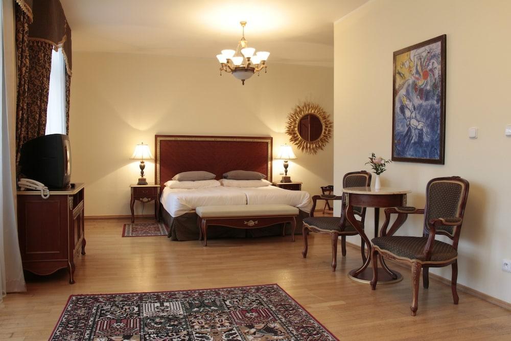 RESIDENCE ROMANZA photo 4
