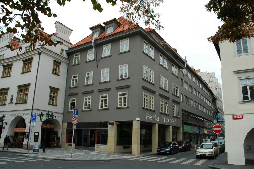 HOTEL PERLA photo 1