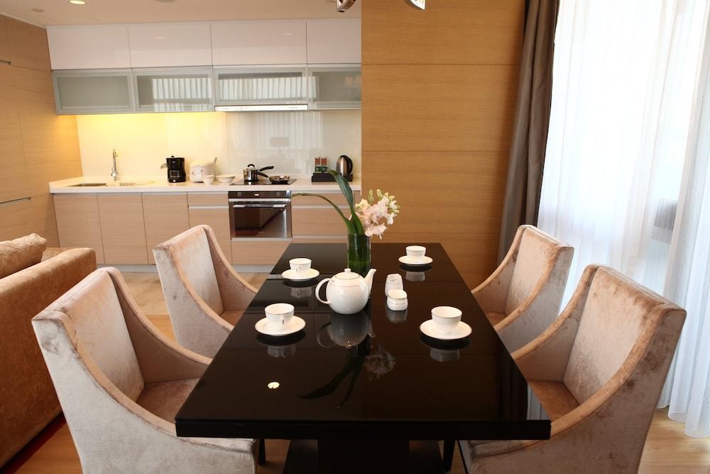 FRASER SUITES photo 3