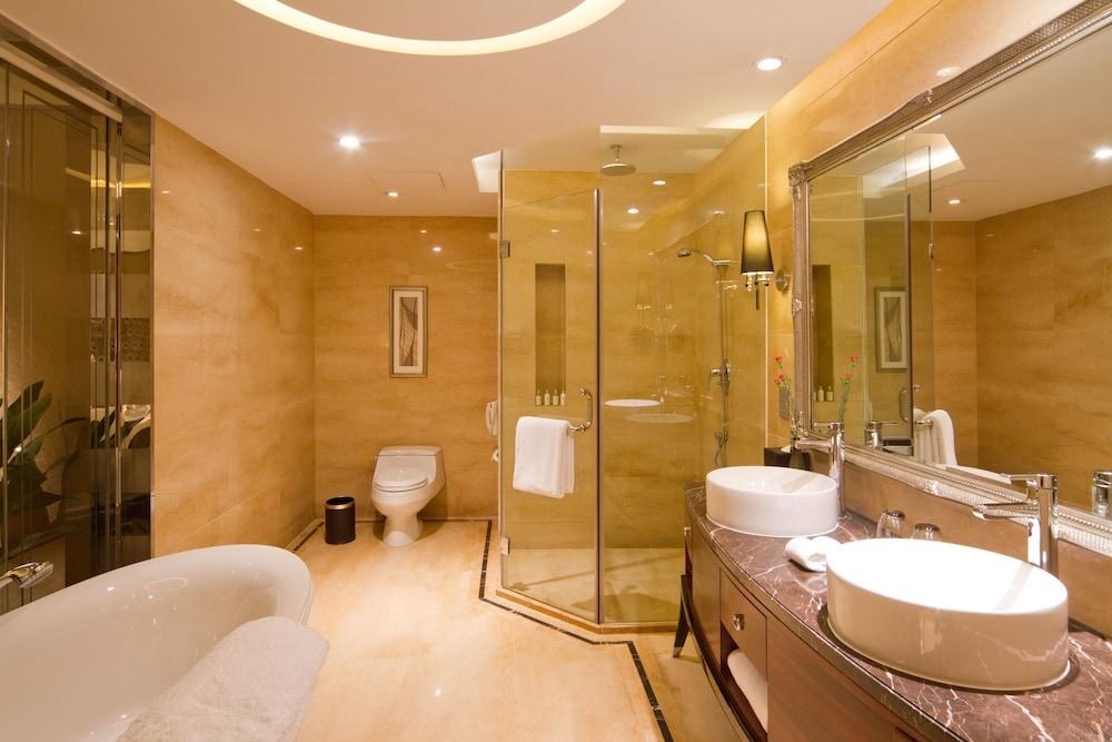 Grand Noble Hotel Dongguan photo 4