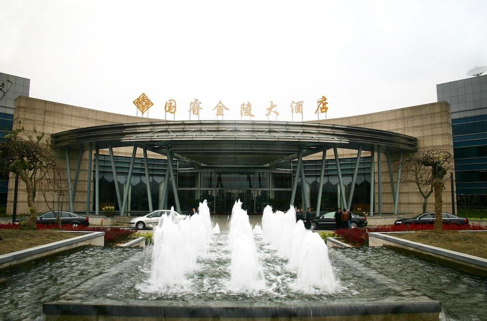 GLARUN JINLING photo 4