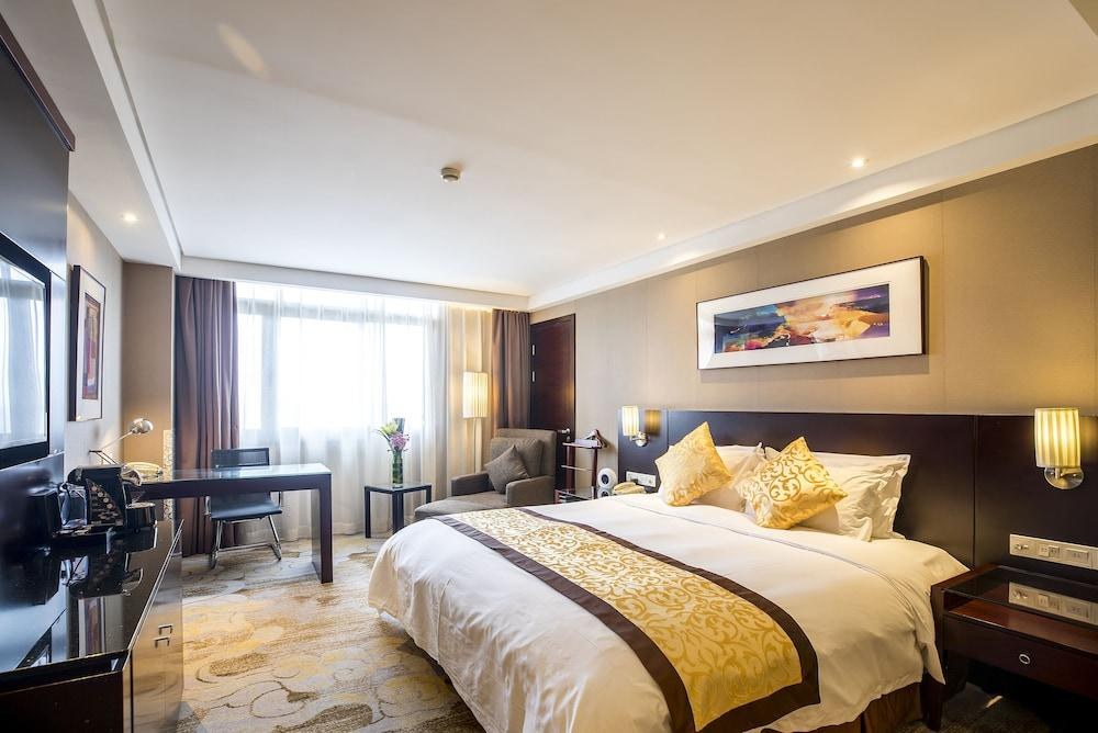GREENLAND JIULONG HOTEL photo 4