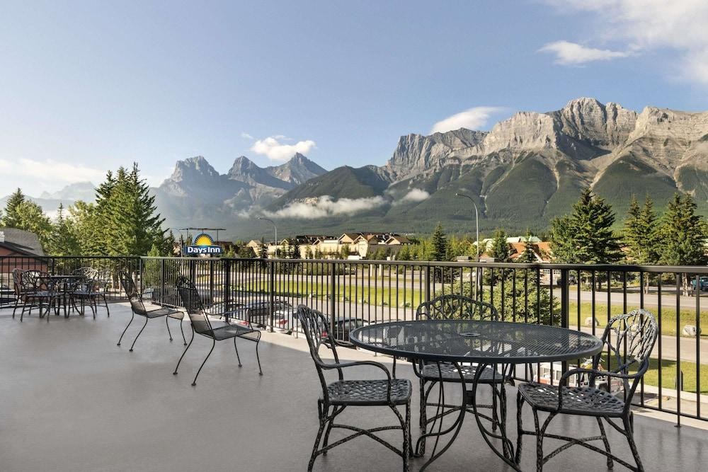 DAYS INN CANMORE photo 3