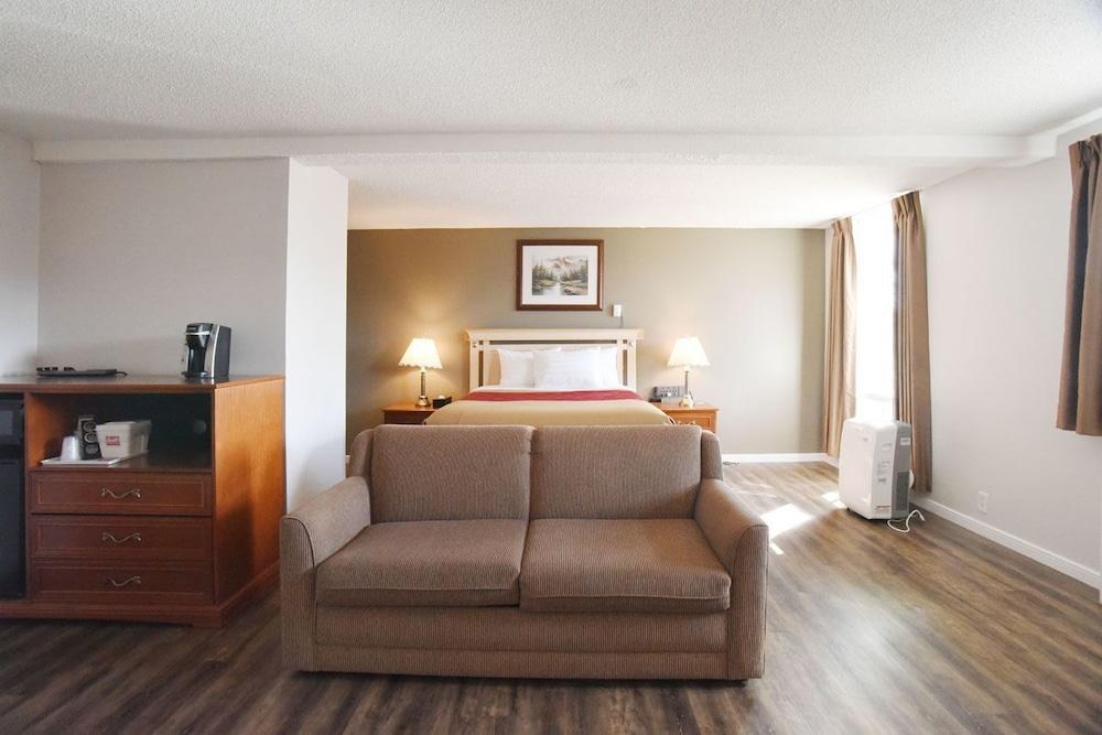 ECONO LODGE INN & SUITES DRUMHELLER