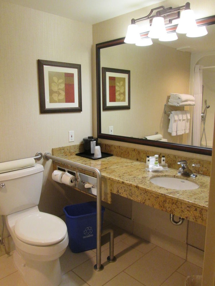 COUNTRY INN & SUITES BY RADISSON, CALGARY-AIRPORT, AB photo 1