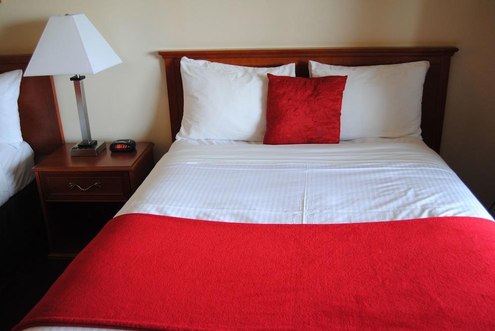 Economy Inn Edmonton photo 2
