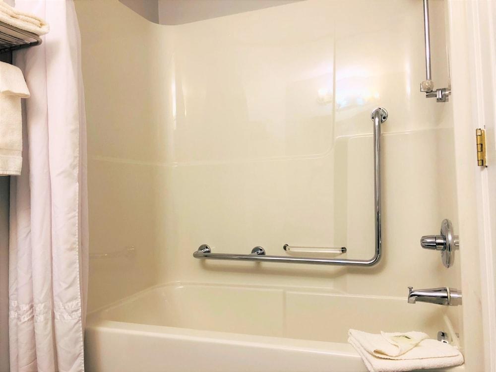 DAYS INN BY WYNDHAM KAMLOOPS BC photo 4