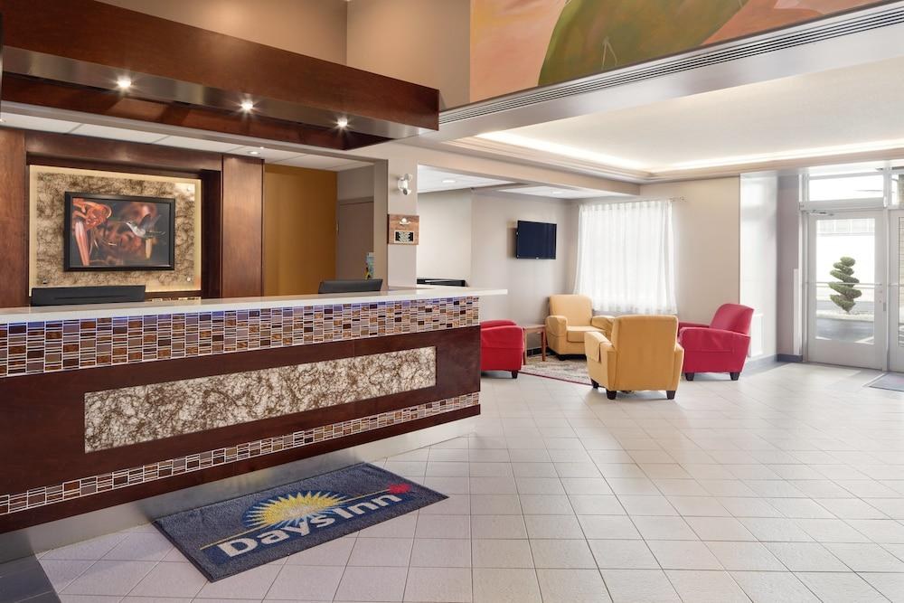 DAYS INN BY WYNDHAM LEAMINGTON