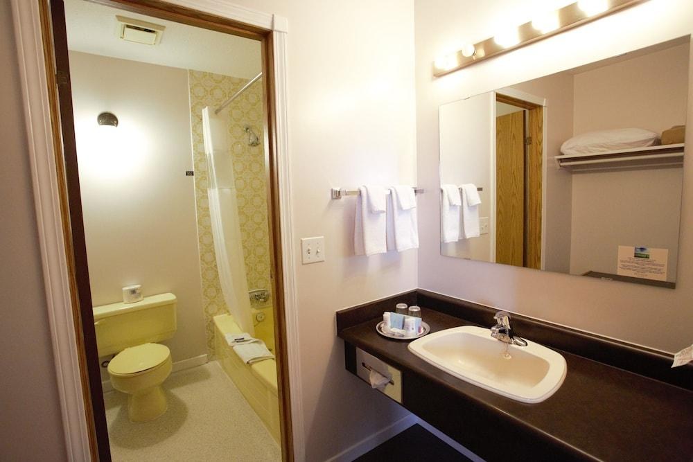 DILWORTH INN photo 3
