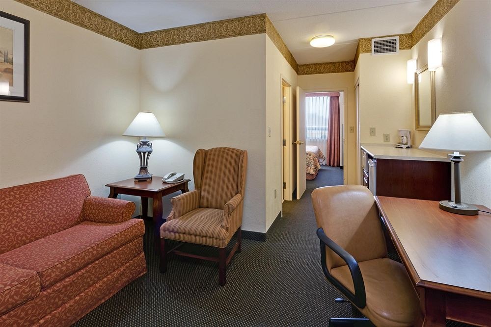 COUNTRY INN & SUITES BY RADISSON, LONDON SOUTH, ON photo 1