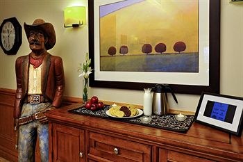 Quality Inn & Suites photo 2