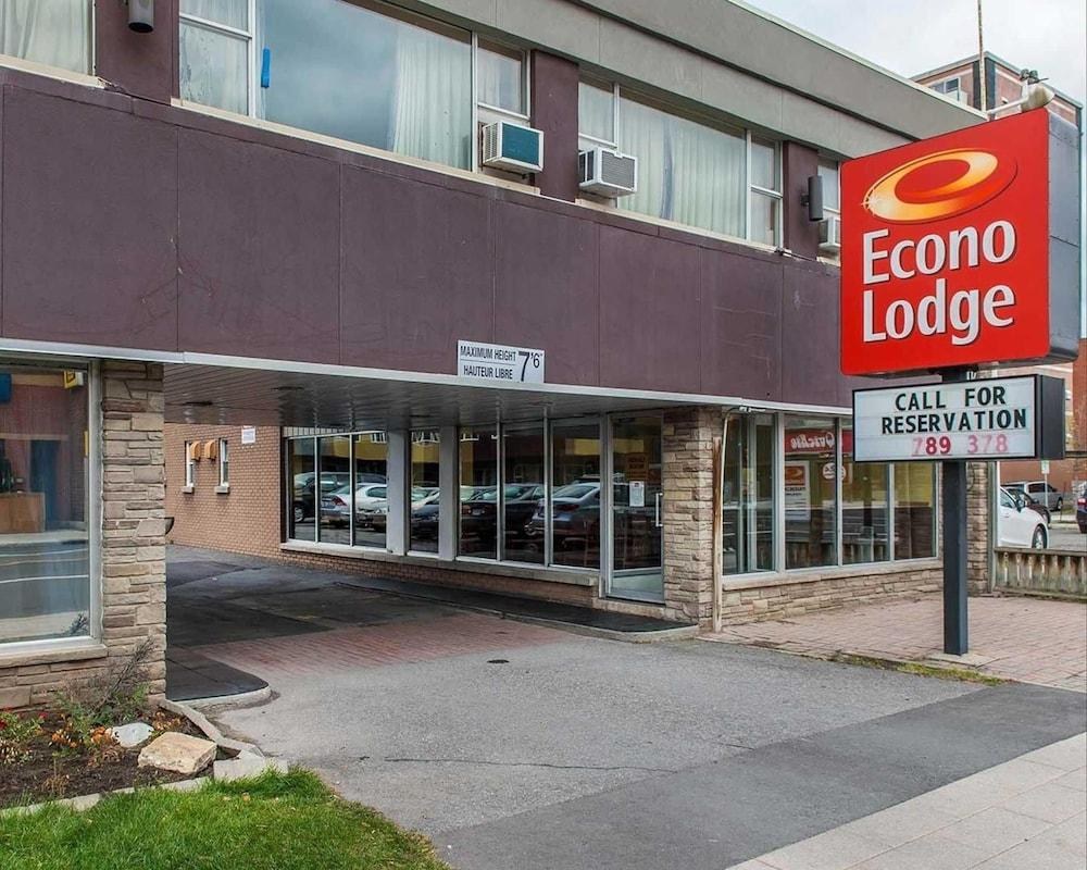 ECONO LODGE DOWNTOWN OTTAWA photo 3