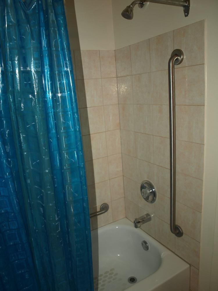 HOTEL ELEGANT photo 3