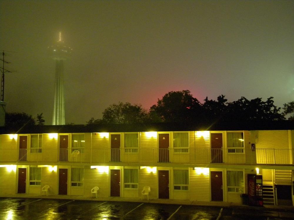FAIRWAY MOTOR INN NIAGARA FALLS photo 2