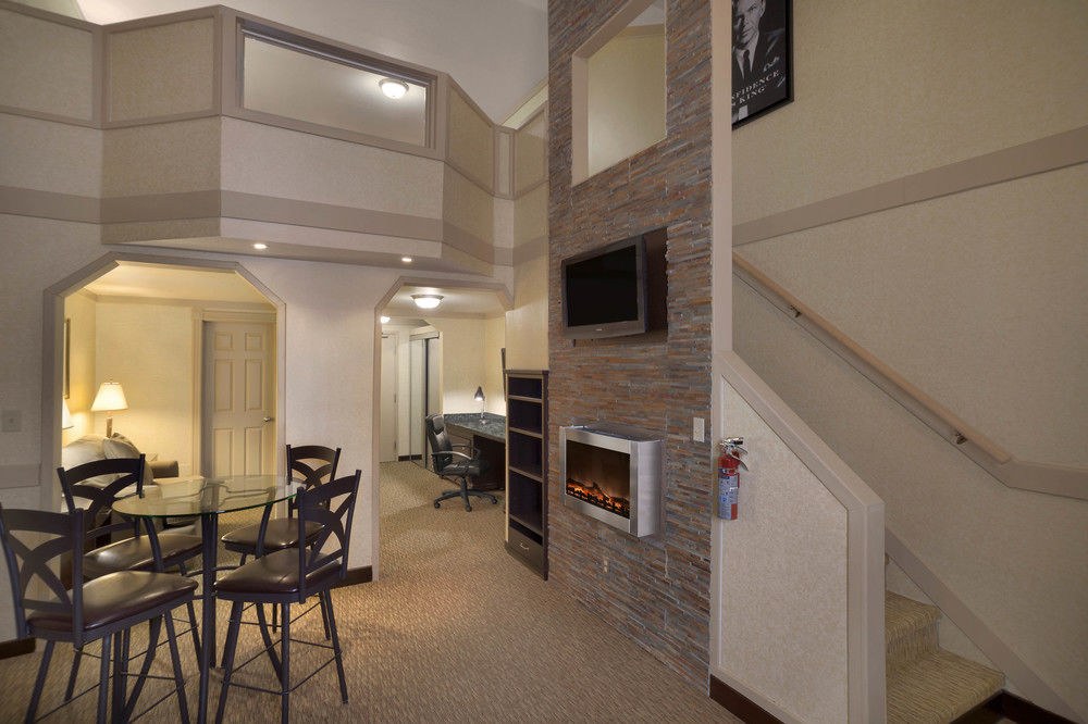 DAYS INN & SUITES BY WYNDHAM SAULT STE. MARIE ON