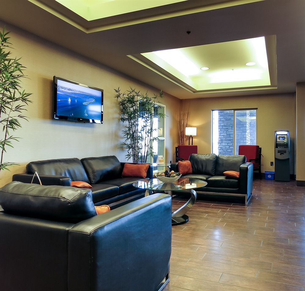 Comfort Suites Saskatoon photo 2