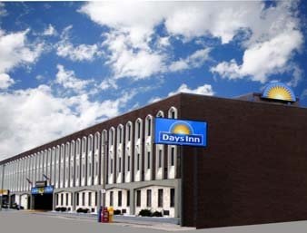 QUALITY INN & SUITES DOWNTOWN