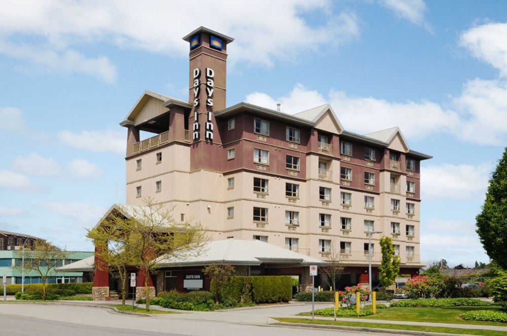 DAYS INN BY WYNDHAM VANCOUVER AIRPORT