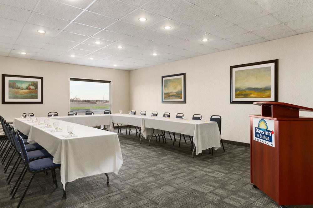 DAYS INN YORKTON photo 1