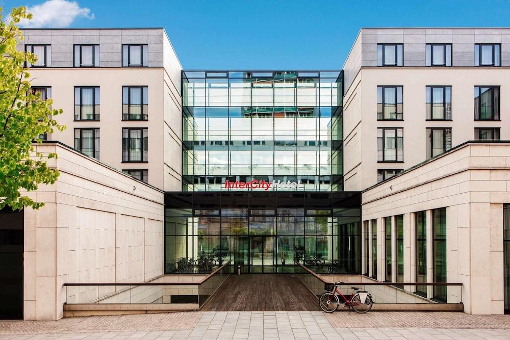 INTERCITY HOTEL DRESDEN photo 2