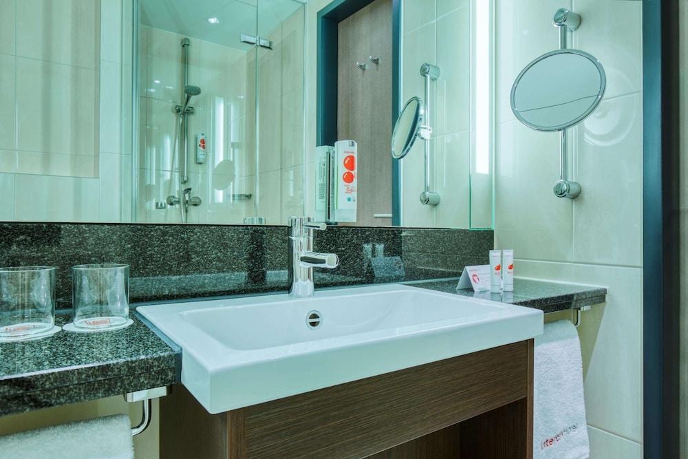 INTERCITY HOTEL DRESDEN photo 4