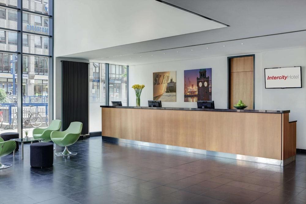 INTERCITYHOTEL HAMBURG HAUPTBAHNHOF photo 2