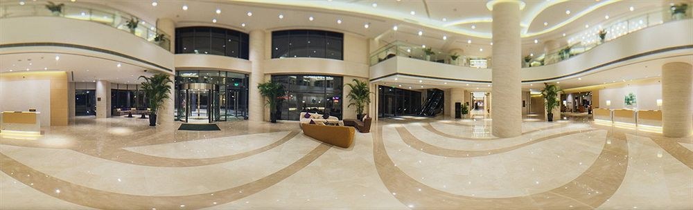 Holiday Inn Taicang City Centre