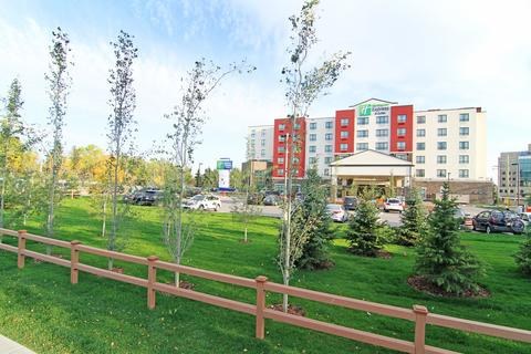 HOLIDAY INN EXPRESS & SUITES CALGARY NW - UNIVERSITY AREA photo 1