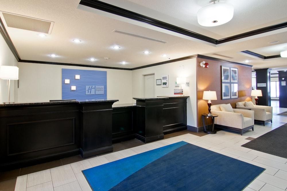 Wingate by Wyndham Fort Saskatchewan photo 3