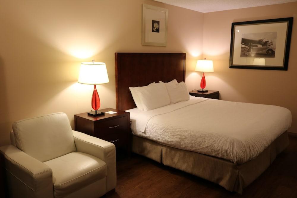 Days Inn by Wyndham Fredericton photo 3