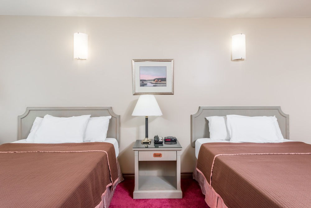HOWARD JOHNSON INN LONDON photo 1