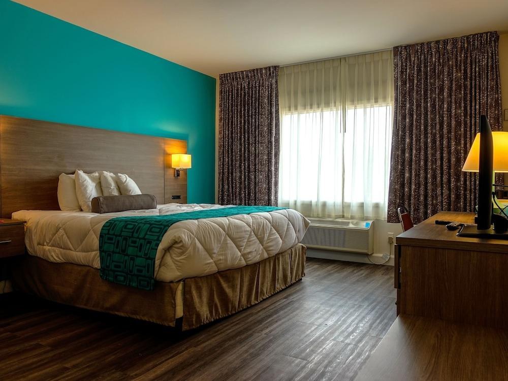 HOWARD JOHNSON BY WYNDHAM SAULT STE MARIE ON