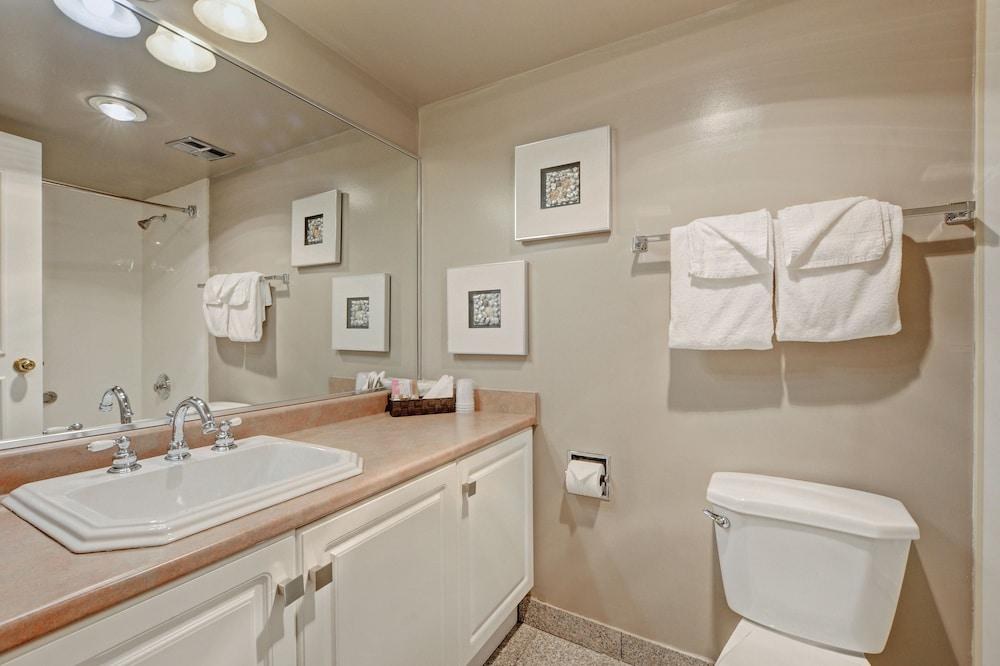 HELMS INN photo 3
