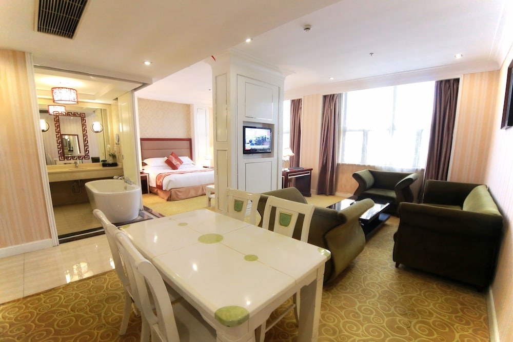 Ramada by Wyndham Shanghai Pudong photo 3