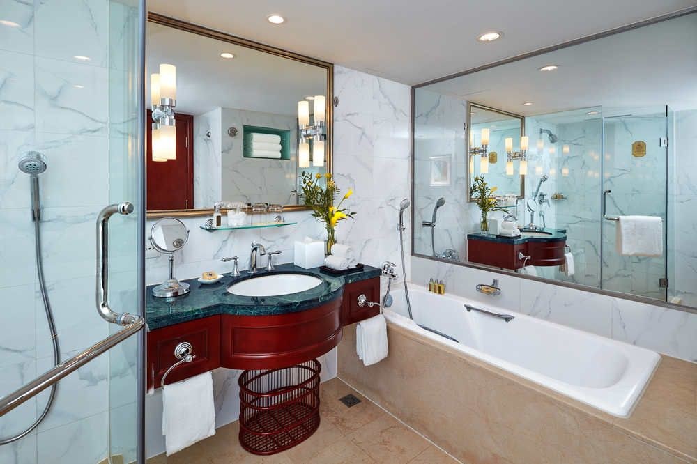 Lakeview Xuanwu Hotel