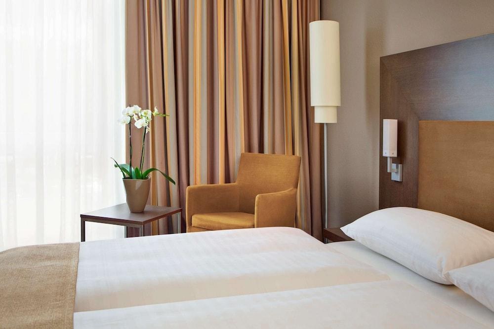 INTERCITYHOTEL DARMSTADT
