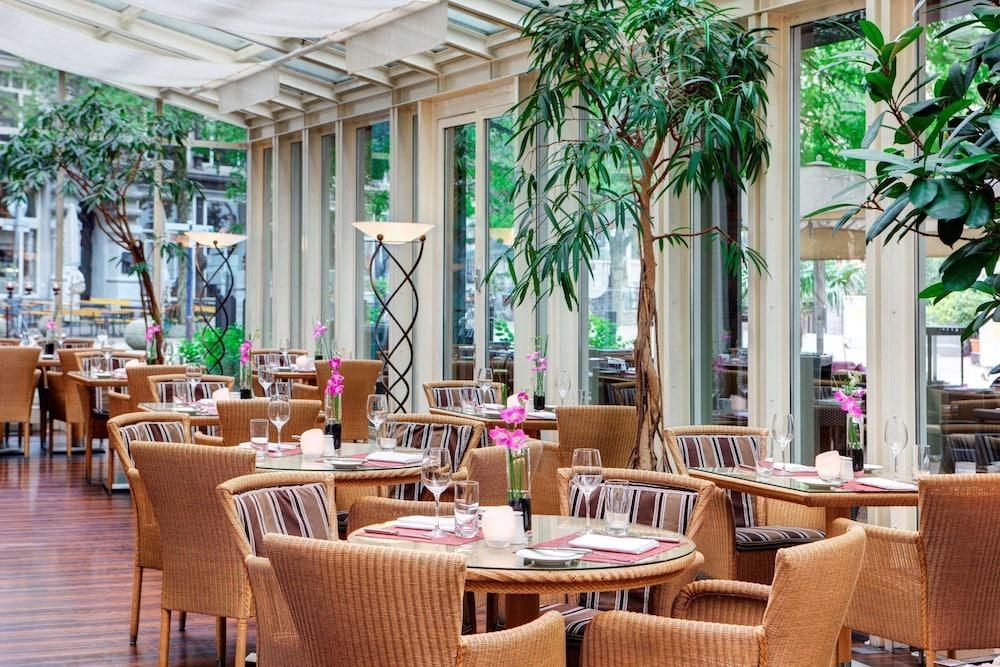 STEIGENBERGER HOTEL HAMBURG photo 4
