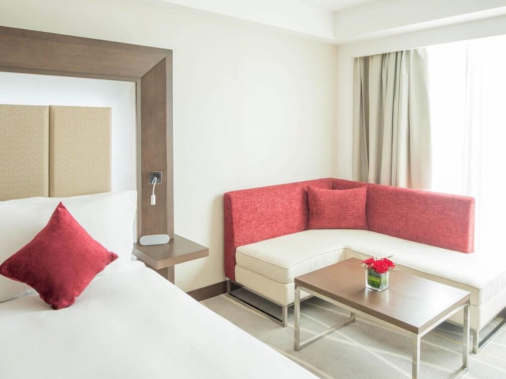 NOVOTEL NANJING CENTRAL photo 2
