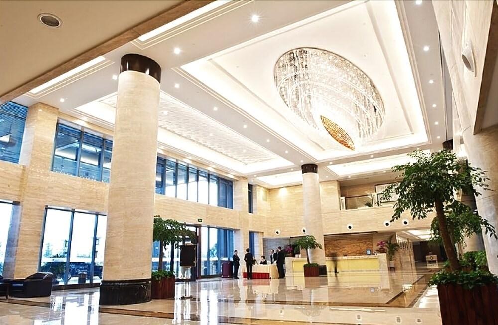 Ramada Plaza by Wyndham Hangzhou Xiaoshan photo 2