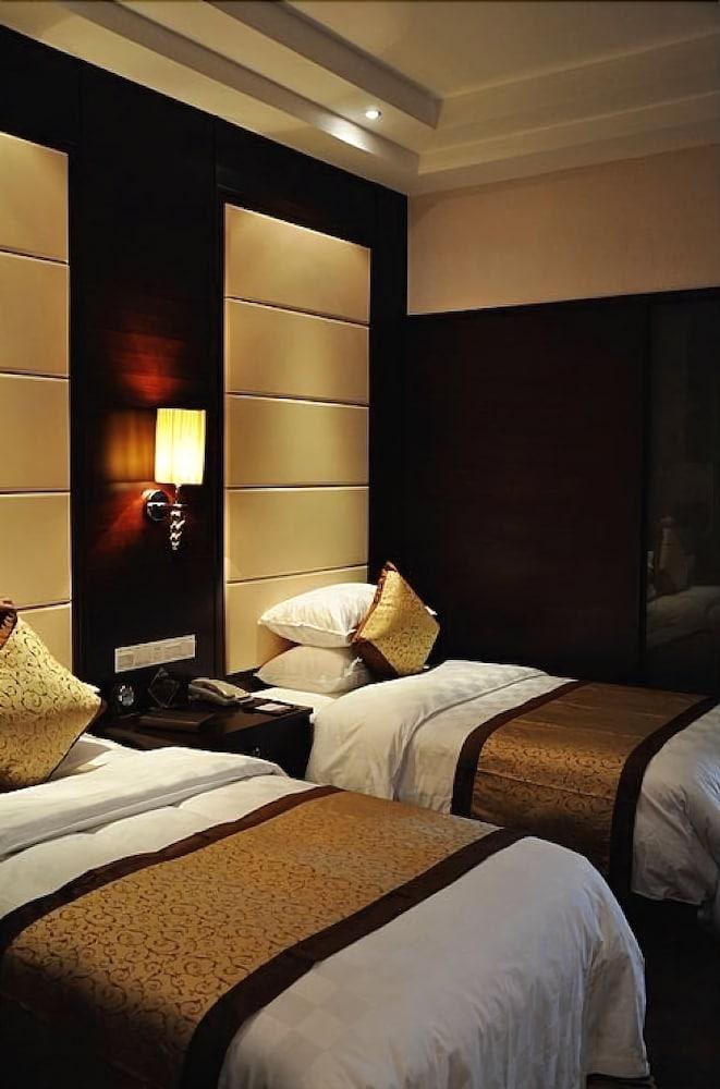 Ramada Plaza by Wyndham Hangzhou Xiaoshan photo 3