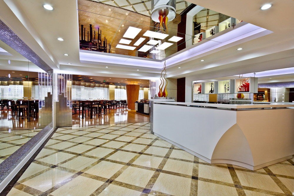 PARK PLAZA SCIENCE PARK