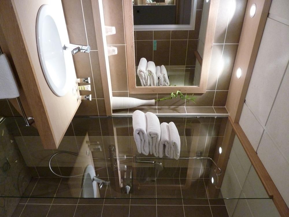 Mercure Lyon Charbonnieres photo 2