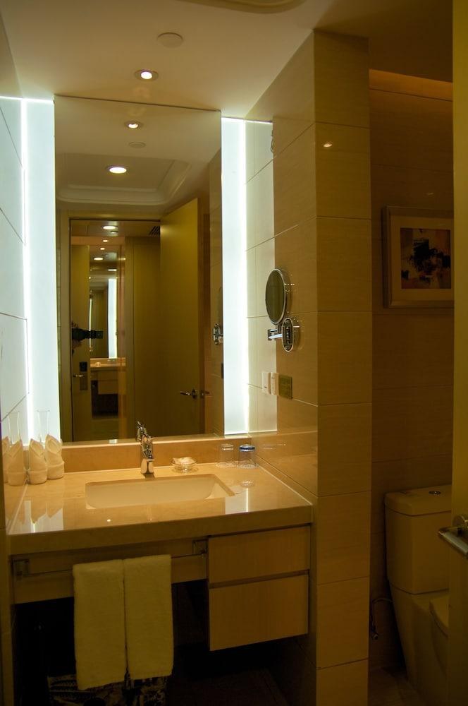DEEFLY GRAND HOTEL AIRPORT HANGZHOU photo 2