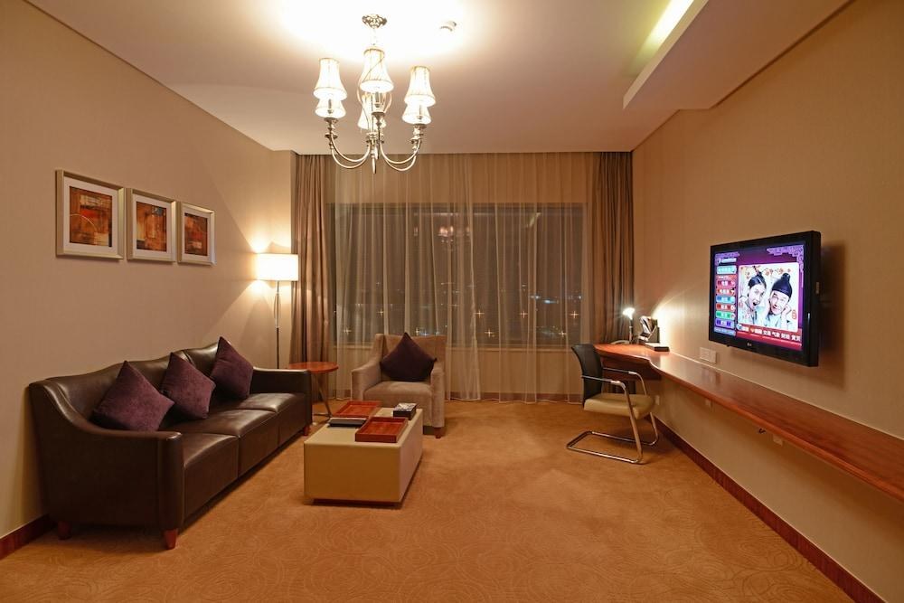 DEEFLY GRAND HOTEL AIRPORT HANGZHOU photo 3