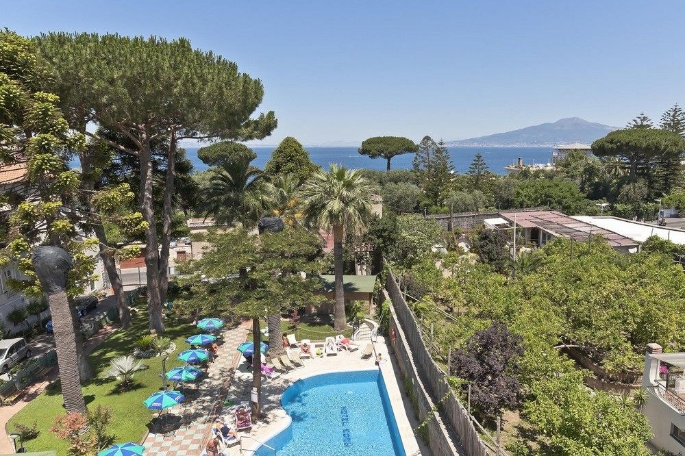 HOTEL EDEN photo 1